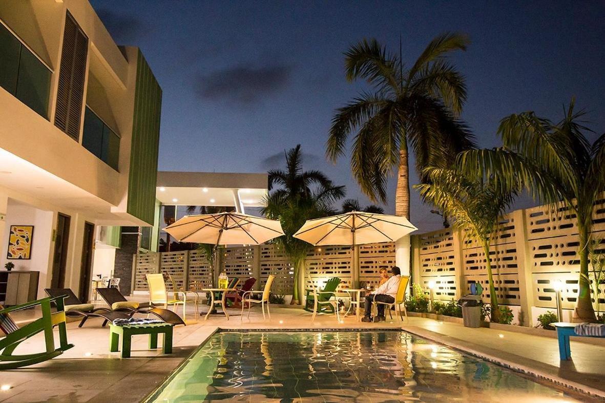 Hotel Soleira Tolu Exterior photo